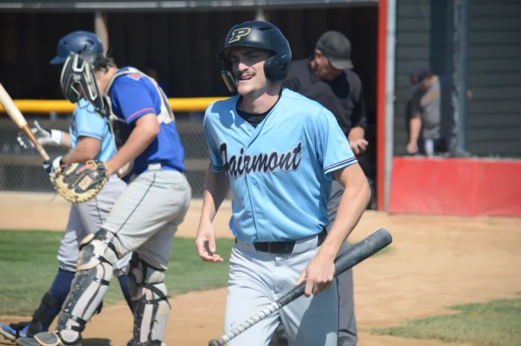 Fairmont runs past Worthington, advances in playoffs